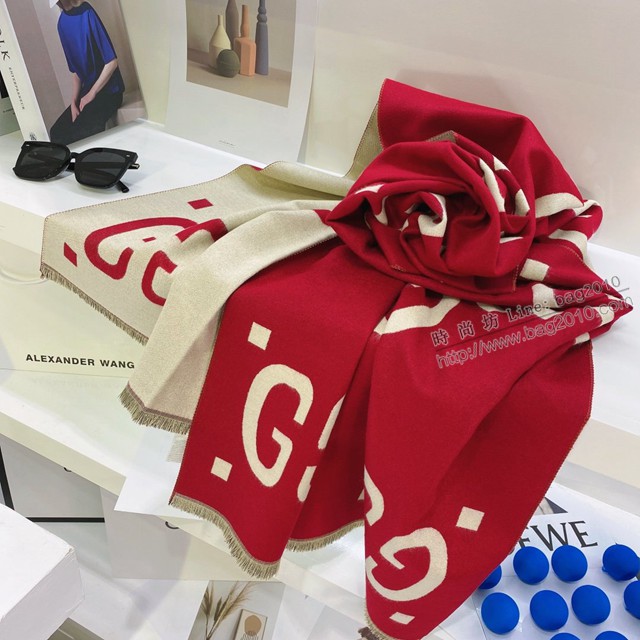 Gucci經典百搭款羊絨長巾披肩 古馳女款羊絨混紡圍巾  mmj1703